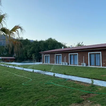 Bungasera Tatıl Köyü Apartahotel Karadonlar