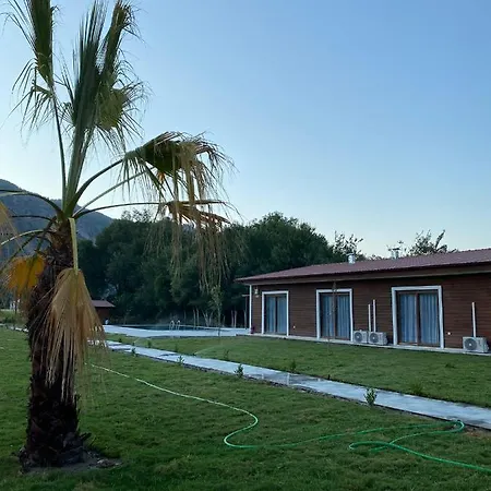 Bungasera Tatil Koeyue Aparthotel